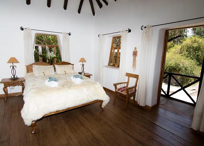 イン Casitas Del Arco Iris 3*